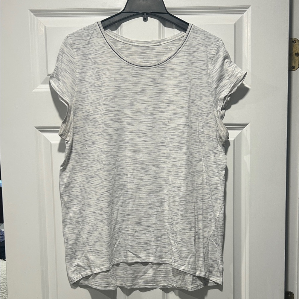 lululemon athletica Light Gray Short Sleeve Tee